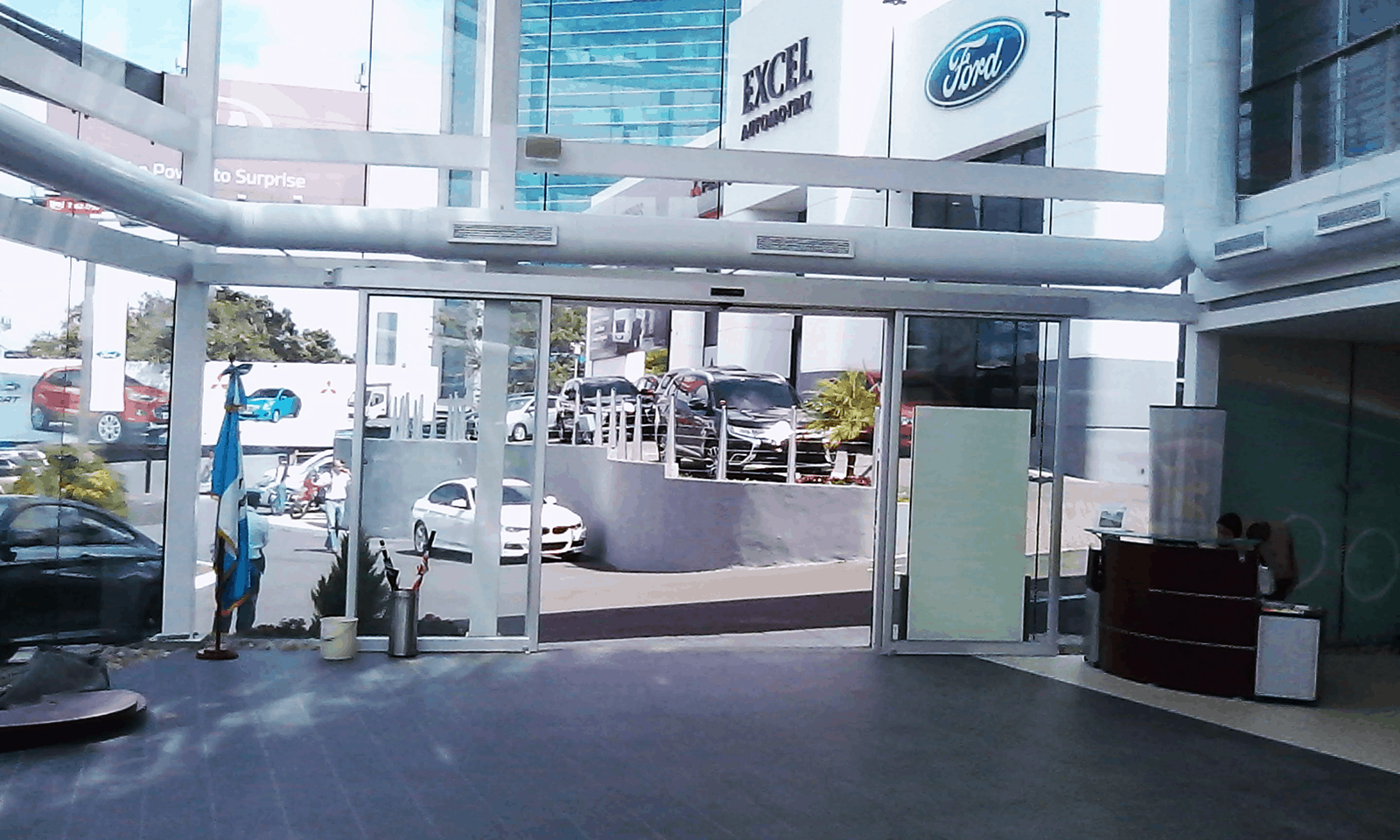 Agencia BMW Pradera