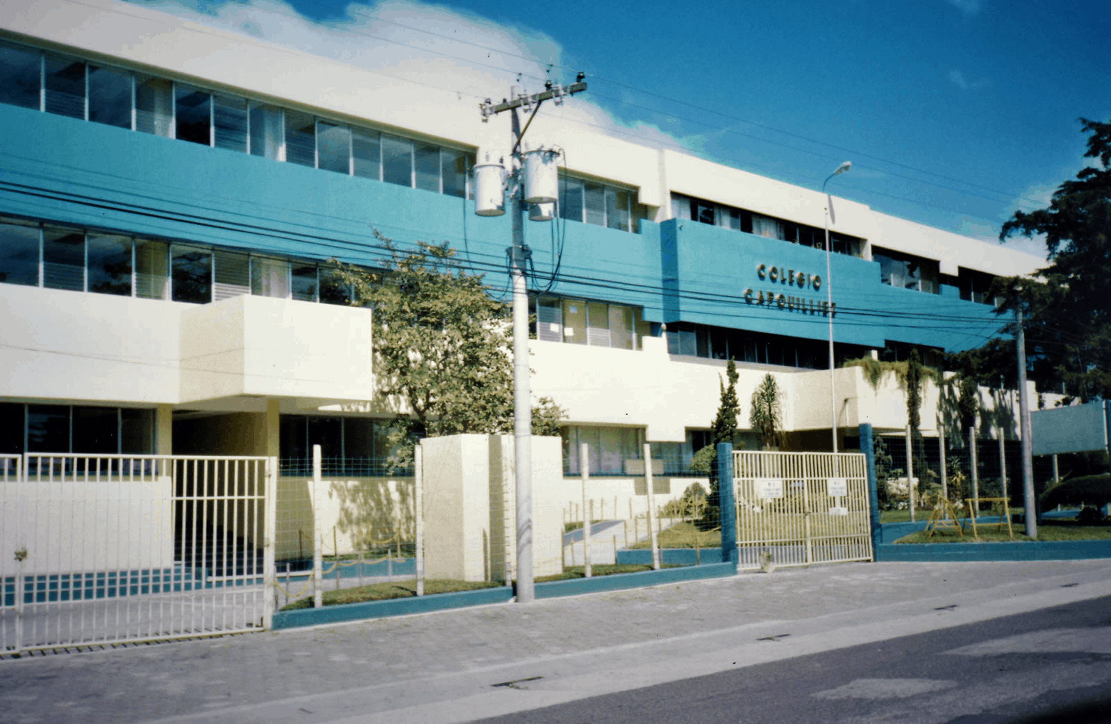 Colegio Capouilliez zona 11